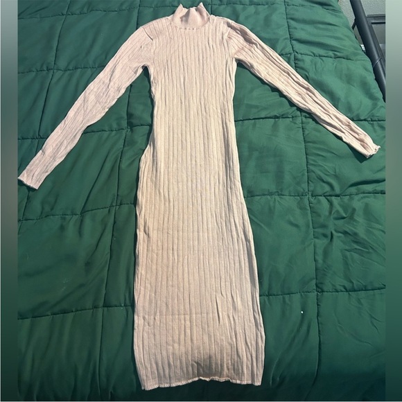 DRESS BUNDLE: - Picture 5 of 16